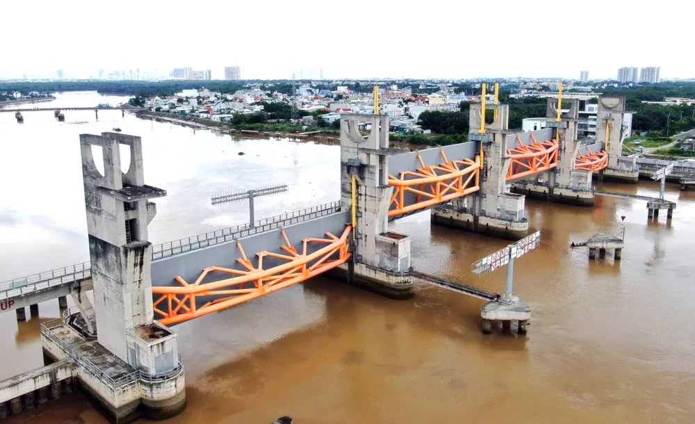Thu hồi gần 895ha đất: TP.HCM đang tài trợ 58 công trình hạ tầng như thế nào?