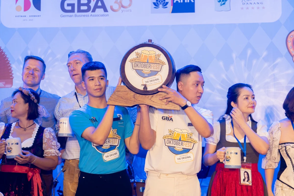 Oktoberfest Việt Nam: Lễ hội bia Đức lớn nhất Đông Nam Á bùng nổ ba miền