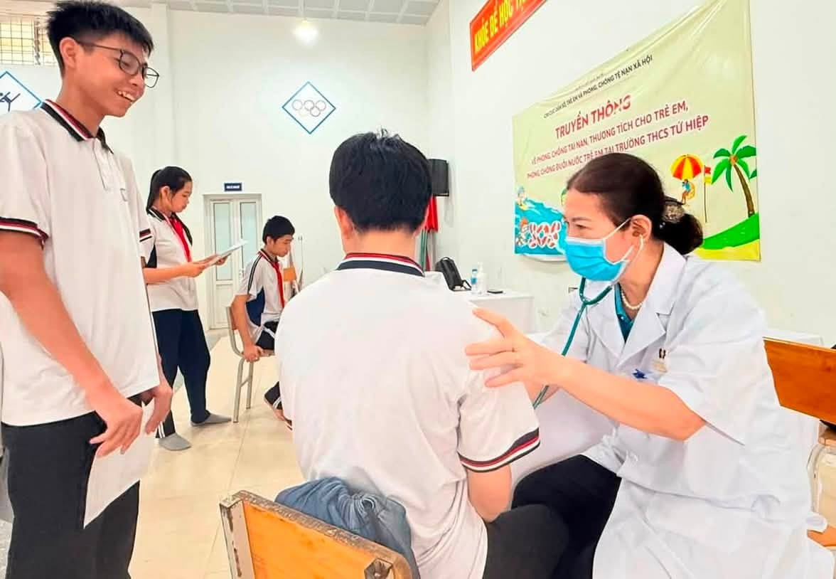 Số hóa hồ sơ y tế học đường ở Hà Nội: bước ngoặt quản lý sức khỏe học sinh