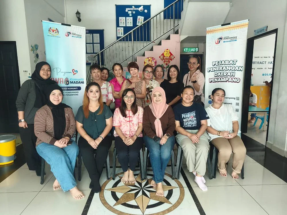 7 Teknik Terbukti Untuk Makeup Tahan Seharian