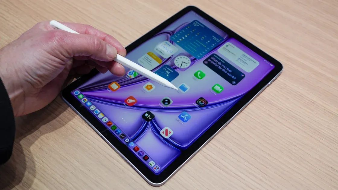 Tablet cao cấp nào xứng đáng nhất cho người dùng chuyên nghiệp