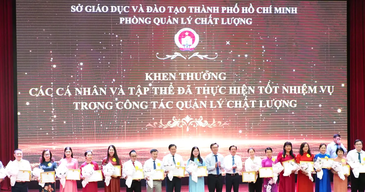 Thi tốt nghiệp THPT trên máy tính: cú chuyển mình học sinh phải đón nhận