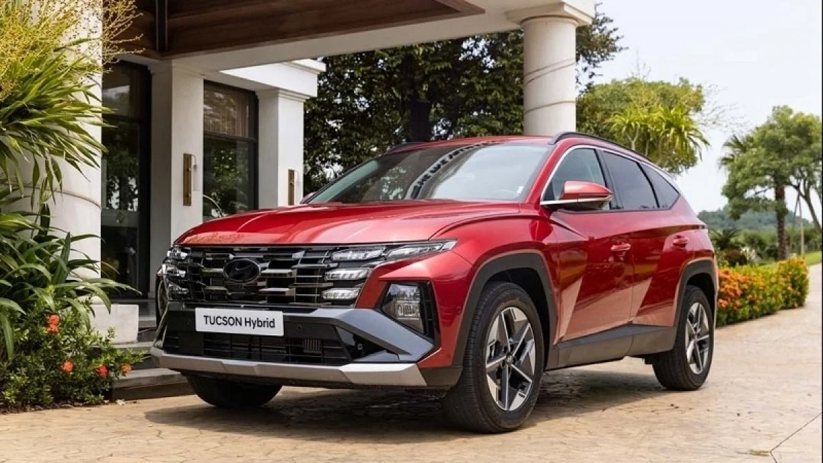 Hyundai Tucson vs Kia Sportage: chọn SUV cỡ C giá tốt sau ưu đãi tháng 8