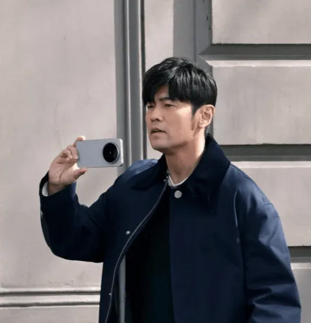 Cảm biến tele 1/1.4 inch và zoom periscope 85mm trên vivo X500 Pro Max: bước ngoặt cho zoom smartphone