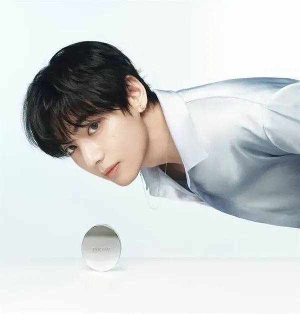 BTS V và ‘V Effect’: Khi một ngôi sao K-pop tái định nghĩa cuộc chơi K-beauty