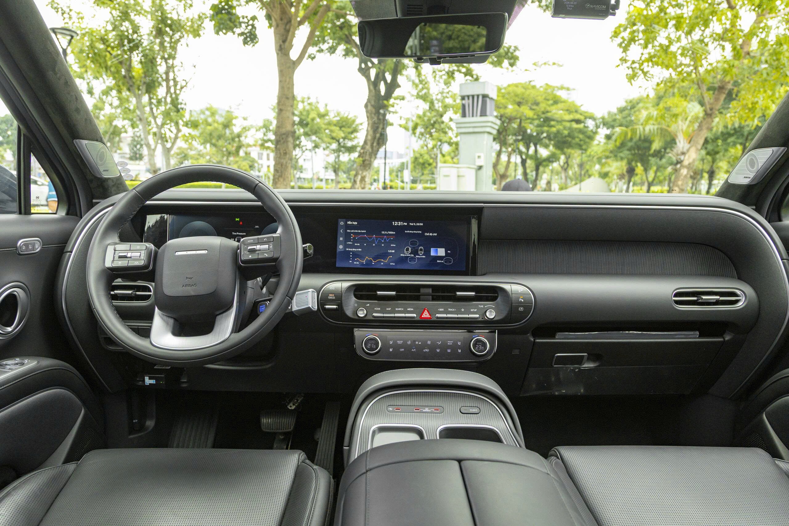 Hyundai Palisade High-Roof: SUV rộng, sang nhưng có quá đà?