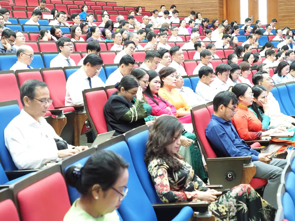 Thi tốt nghiệp THPT trên máy tính: cú chuyển mình học sinh phải đón nhận