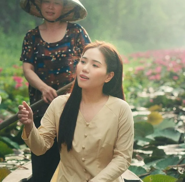 Thùy Chi và album Yêu Lắm Miền Tây: từ pop đô thị đến di sản quê hương