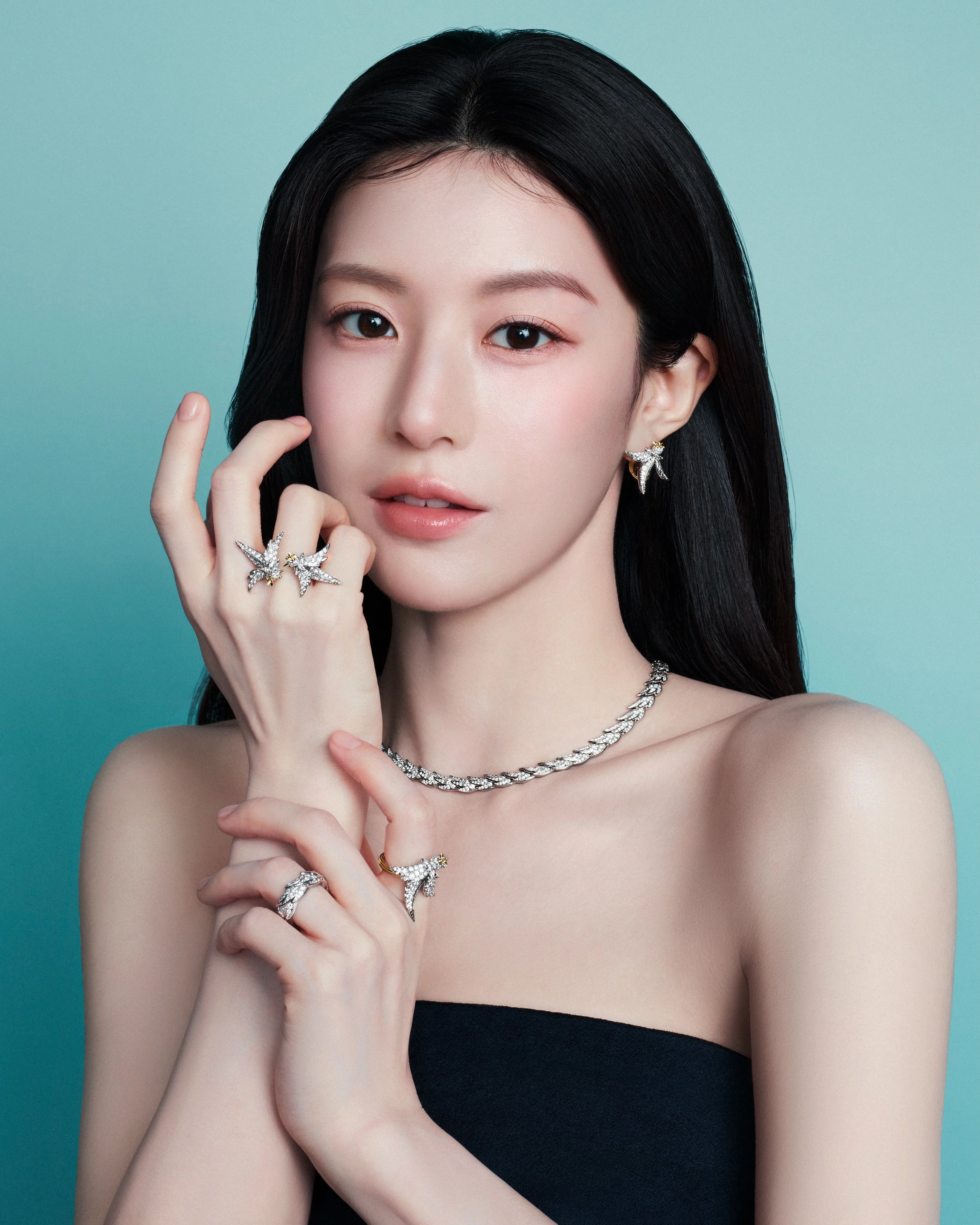 Sao nữ châu Á và cuộc tái định nghĩa gương mặt luxury