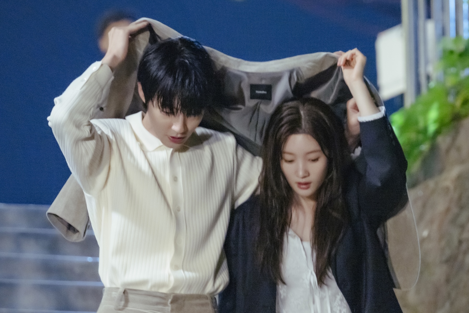 Tái Ngộ Tình Yêu Trong Phim Hàn: 7 K-Drama Nên Xem