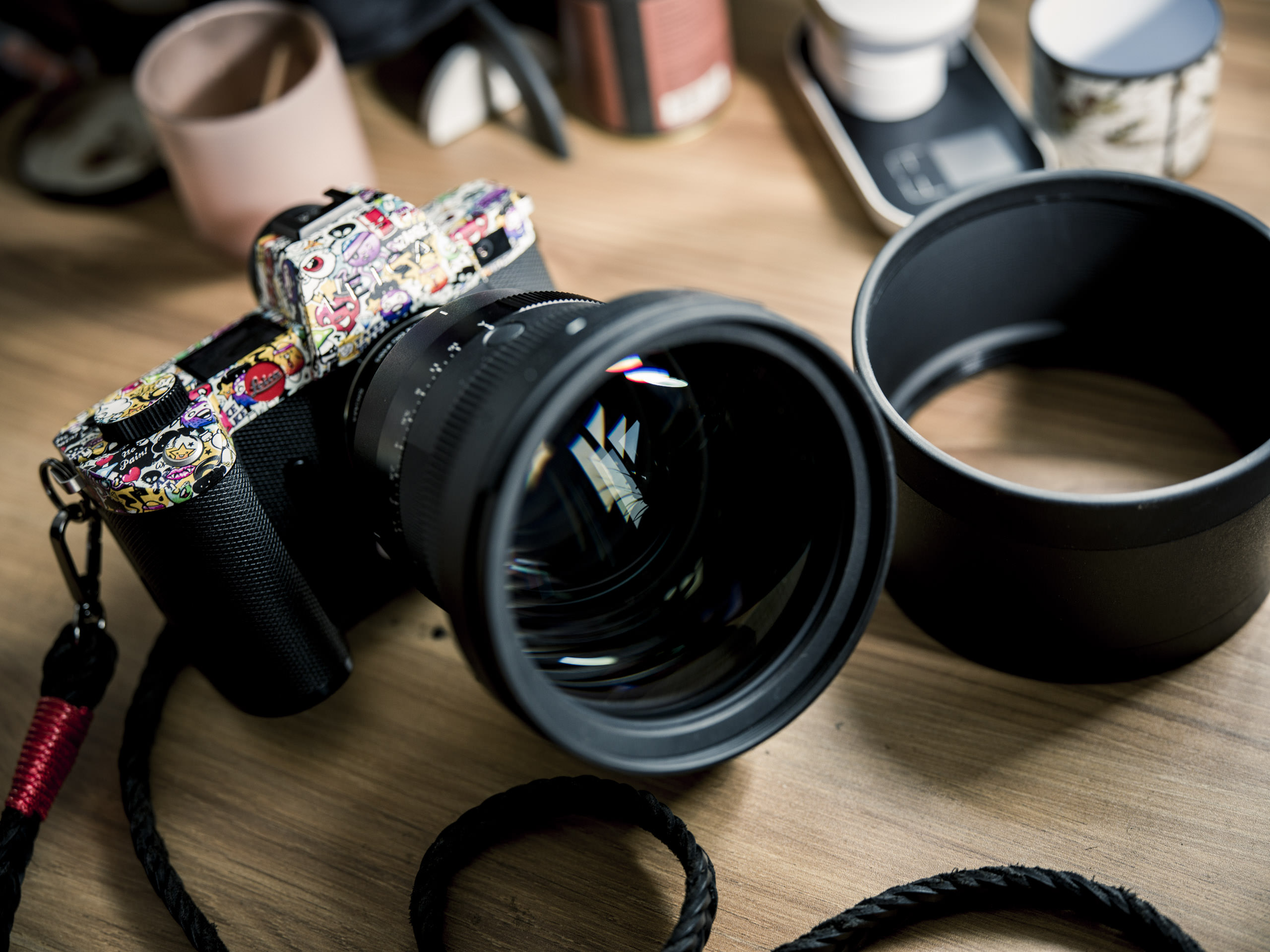 Ống kính 135mm cho nhiếp ảnh đường phố: Khi nào nên dùng?
