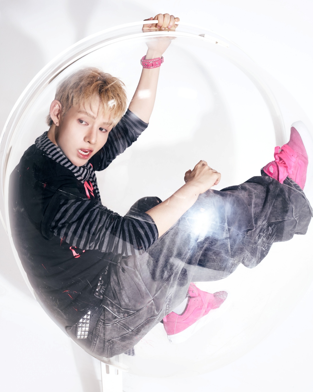 DILLAN tái khởi động sự nghiệp với EP EXCLUSIVE mang màu Y2K pop-R&B