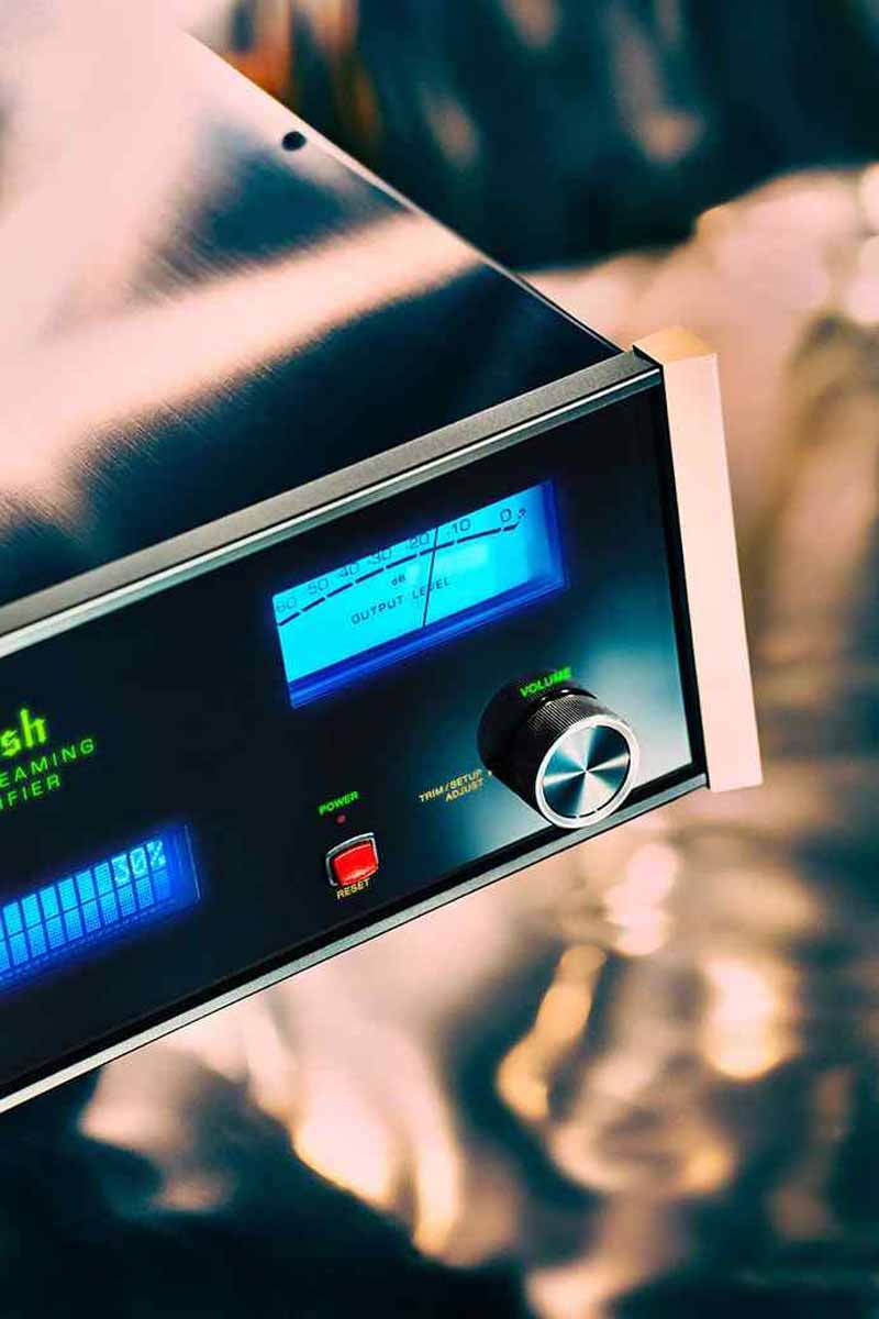 McIntosh CS7500 và Yamaha WXA-70A: hai hướng thiết kế cho hệ thống Hi-Fi streaming