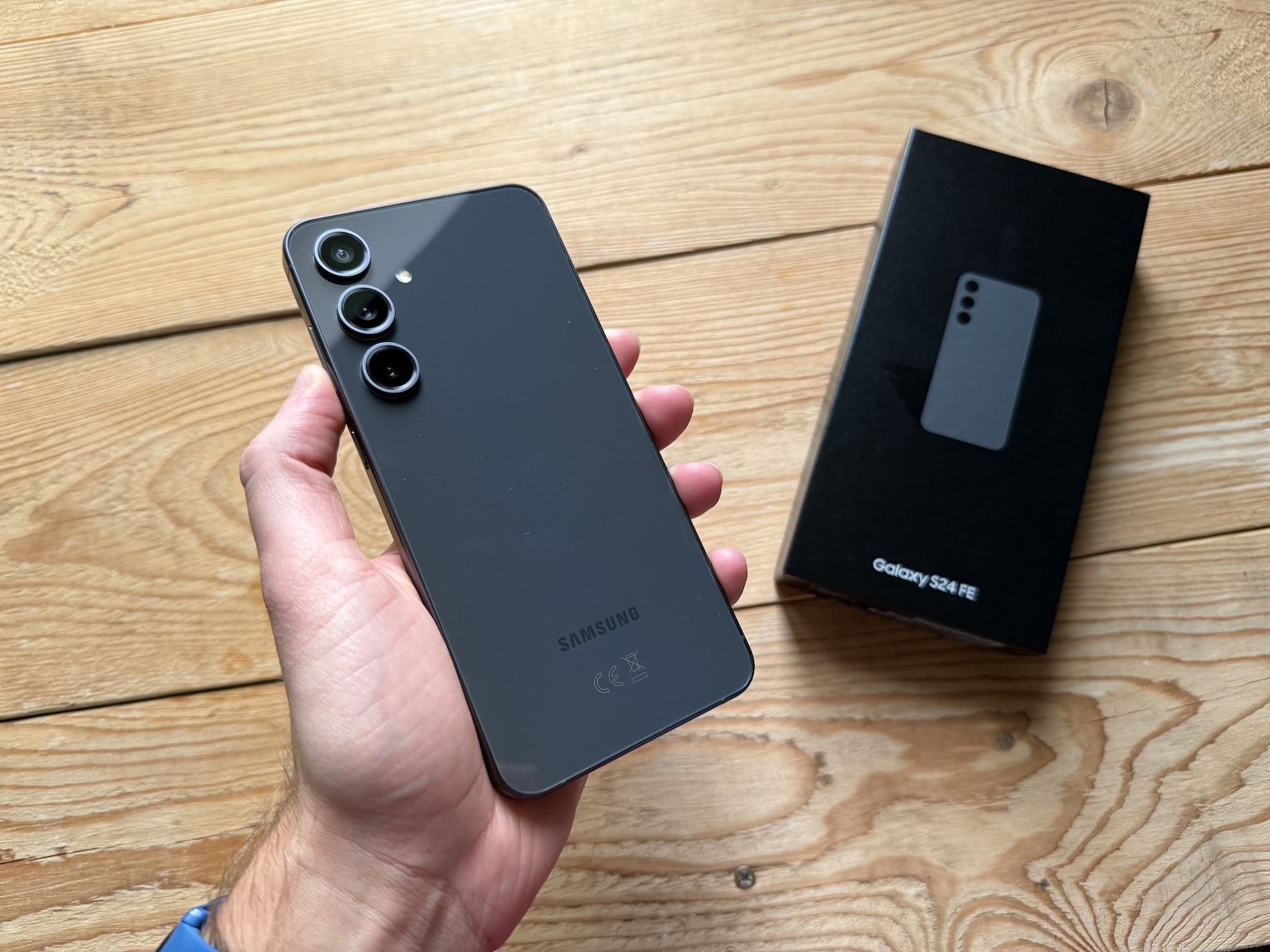 Samsung Galaxy S24 FE: Patut Beli atau Tunggu Model Baharu?