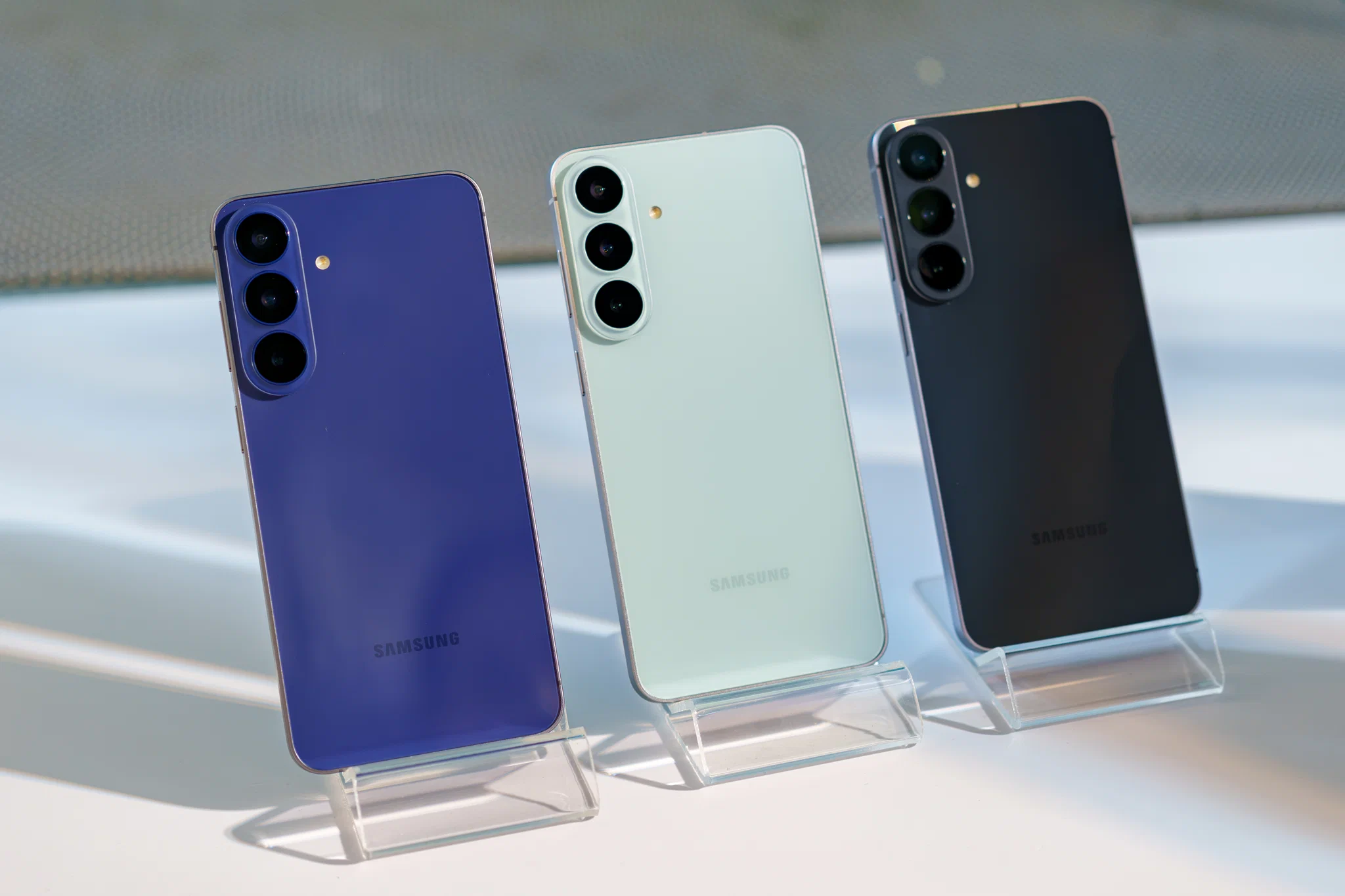 Galaxy S26 FE với AI camera và One UI 9: Có đáng nâng cấp từ S24 FE?