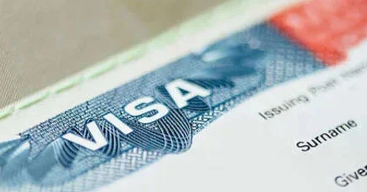 Mỹ tạm dừng phỏng vấn visa định cư: cú siết mới và cách ứng phó