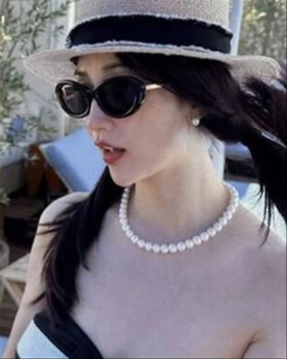 Cách sao châu Á diện đồ hiệu trong kỳ nghỉ: từ All Chanel đến French Riviera