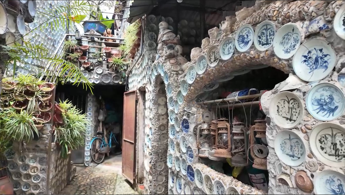 Những ngôi nhà lưu giữ di sản gốm và ký ức làng quê