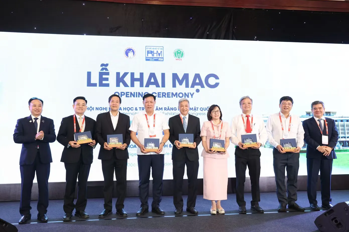 Từ in 3D mẫu nha khoa đến phẫu thuật chính xác: SLA đổi cuộc chơi
