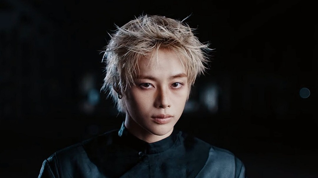 Từ áo dài trong MV K-pop đến phở trên sân khấu pop toàn cầu
