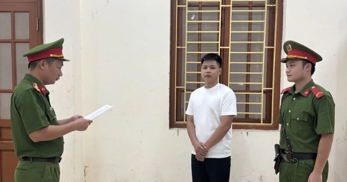 Từ máy in nhãn mác đến kho hàng hiệu giả: Cảnh sát kinh tế siết chặt vòng vây