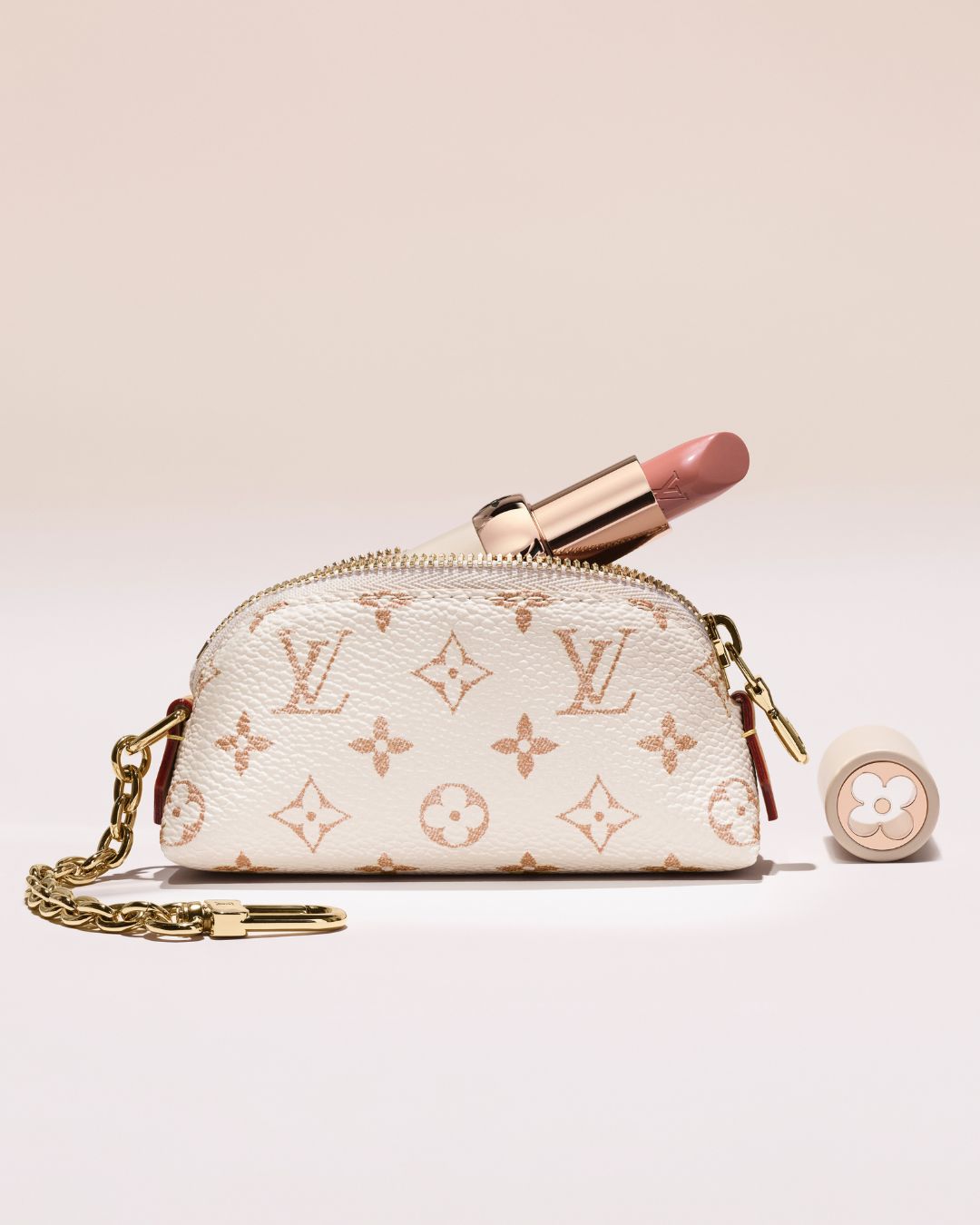 Louis Vuitton, Fenty Beauty, Olaplex: Cuộc chơi xa xỉ mới trong trang điểm