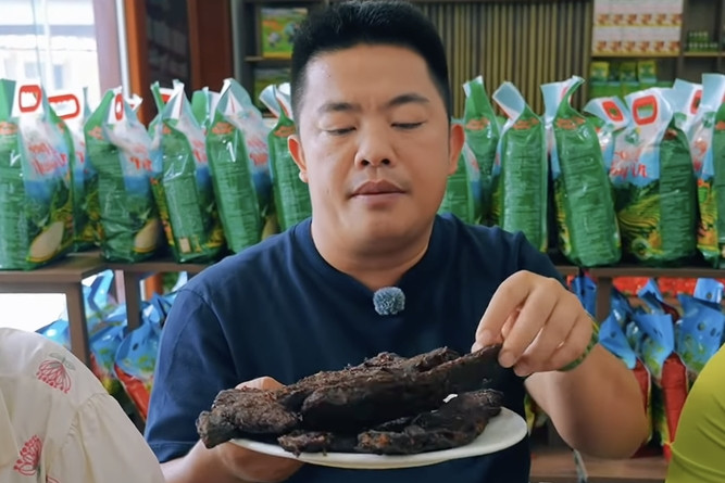 Cách nhận biết thịt trâu, bò nhập khẩu giả mạo thành đặc sản địa phương