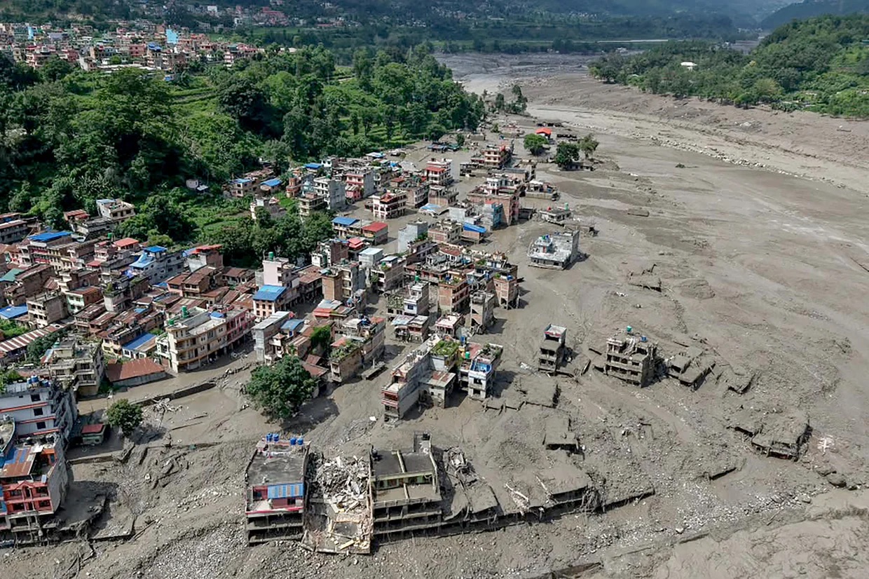 Lũ quét Nepal: Hướng dẫn an toàn cho du khách Việt ở vùng Himalaya