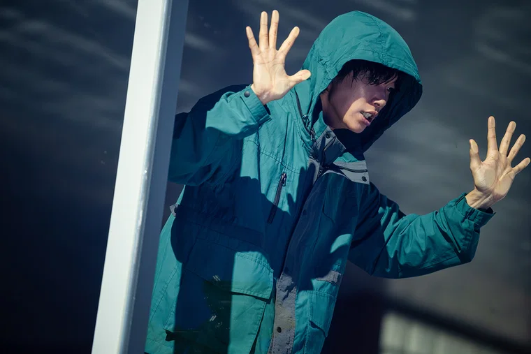 Ryu Jun-yeol, Seol Kyung-gu và bí ẩn vai kép trong series Netflix ‘Mole’