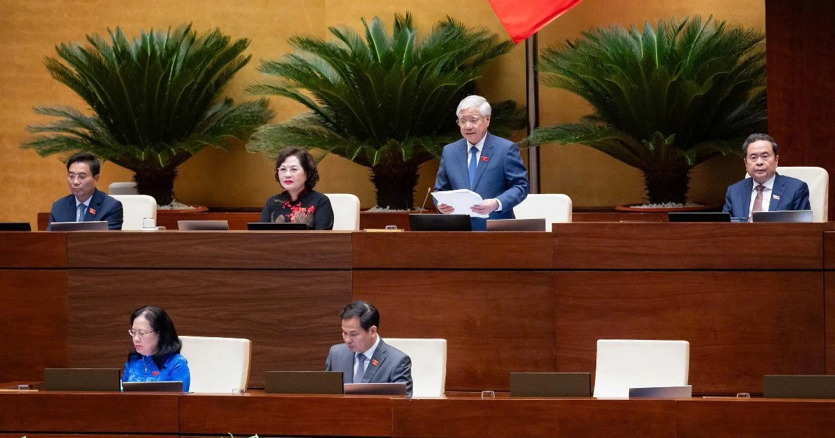Quảng Ninh và Bắc Ninh nâng cấp thành phố trực thuộc Trung ương