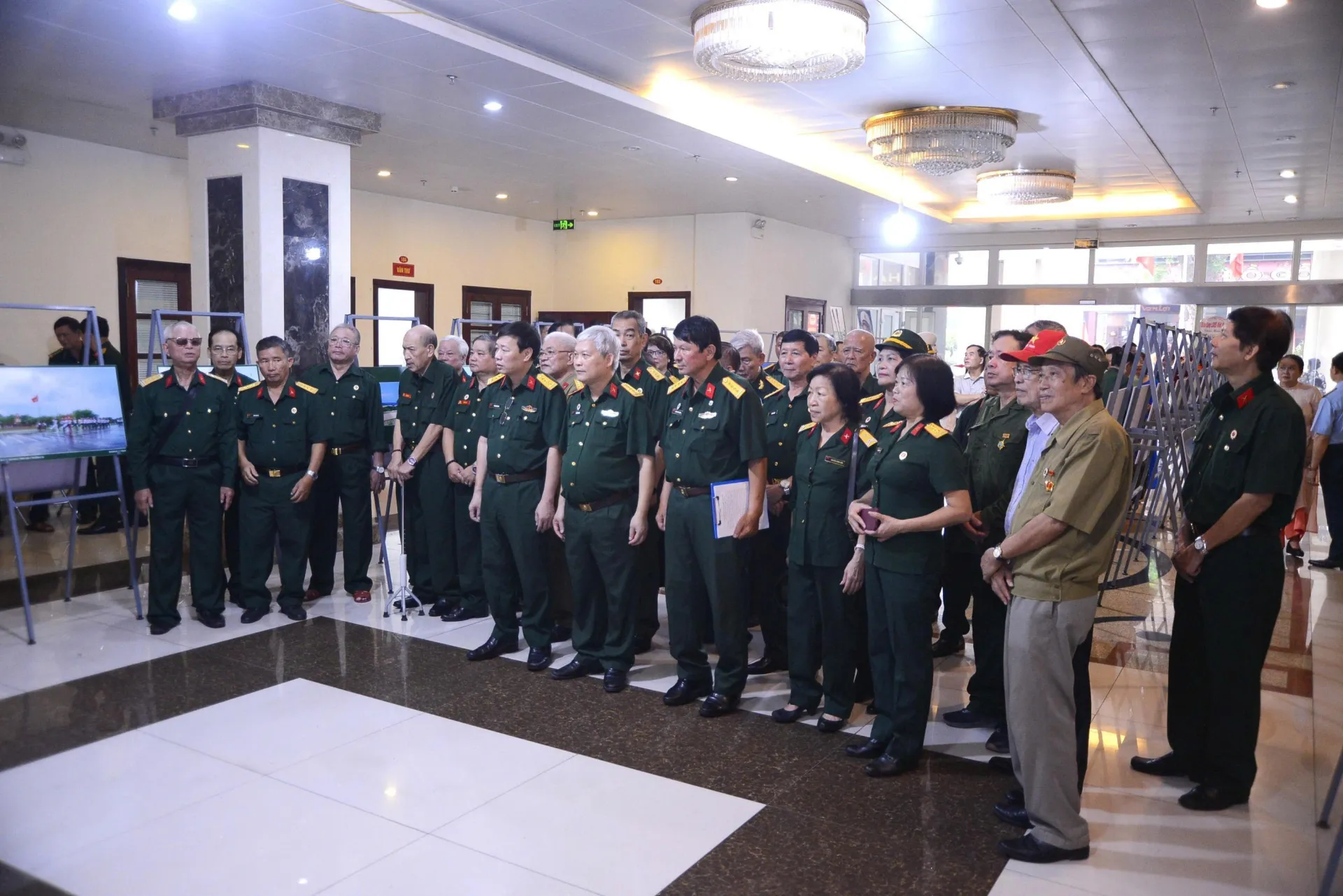 Triển lãm ‘Linh thiêng biển đảo Việt Nam’: khi ký ức người lính hóa thành di sản thị giác