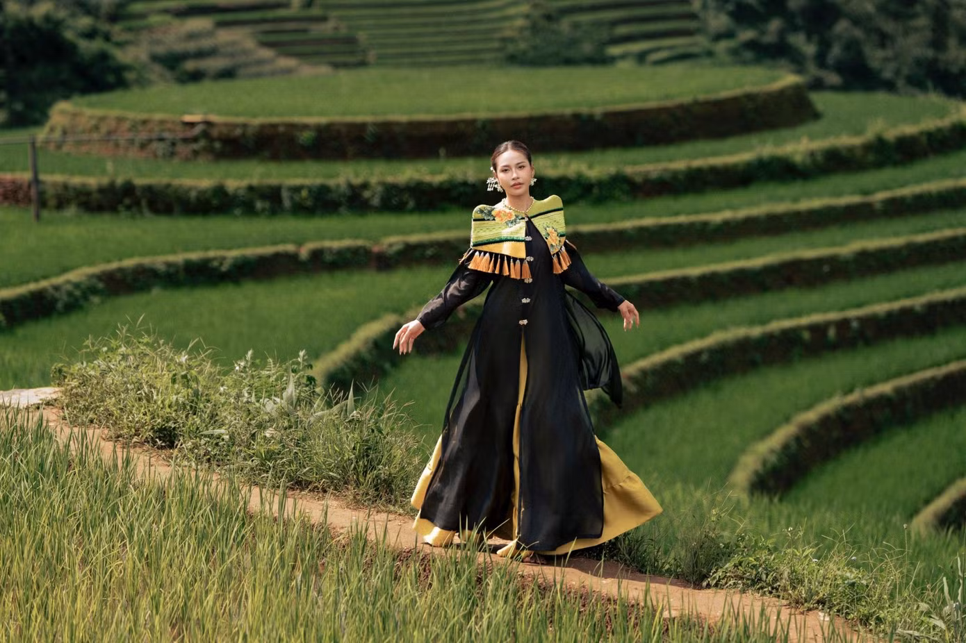 Ruộng bậc thang Mù Cang Chải: sàn diễn thời trang sống động