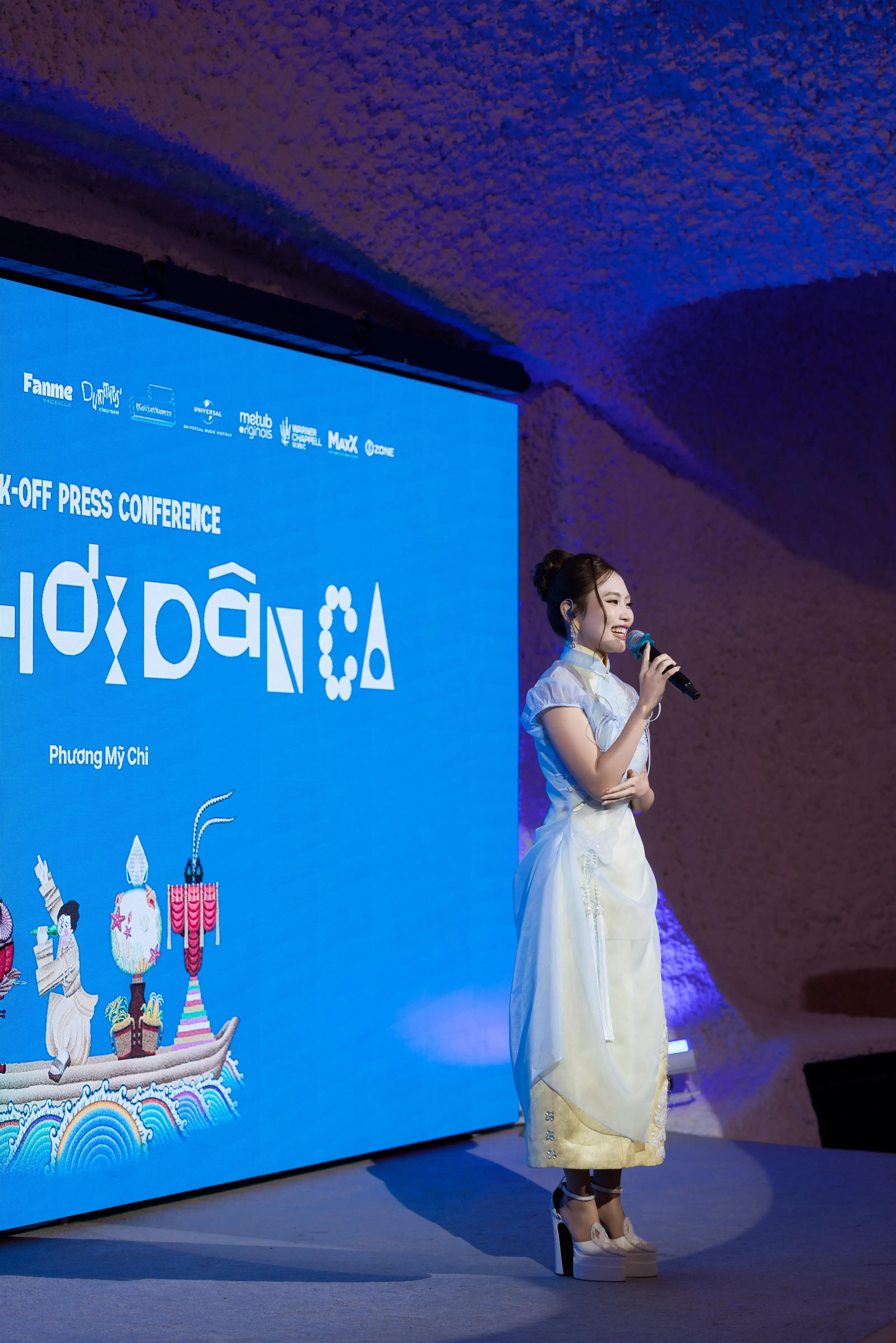 Phương Mỹ Chi và album ‘Dân Chơi Dân Ca’: khi dân ca Việt Nam hiện đại hóa