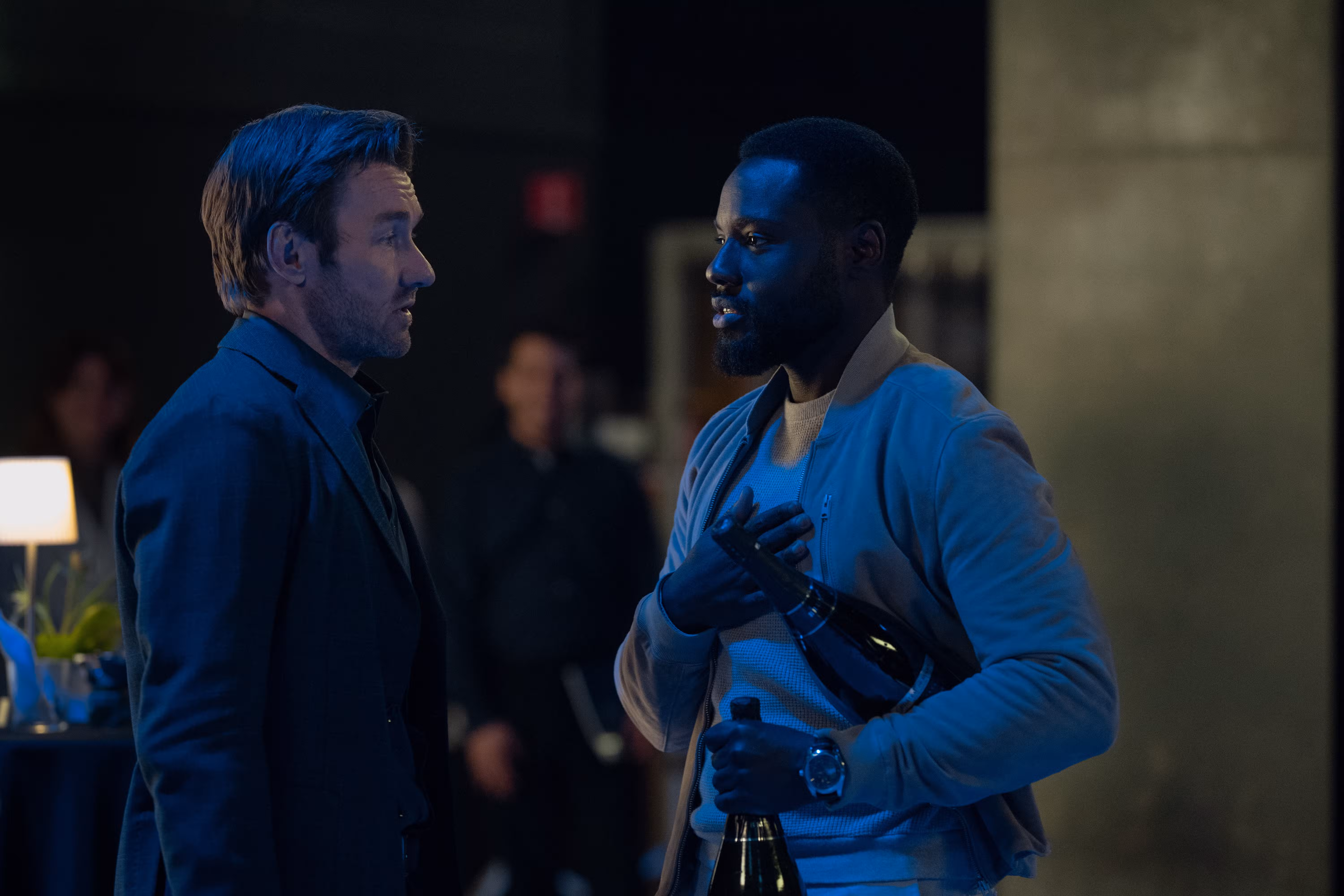 Dark Matter mùa 2: tham vọng hơn, đau hơn trên Apple TV