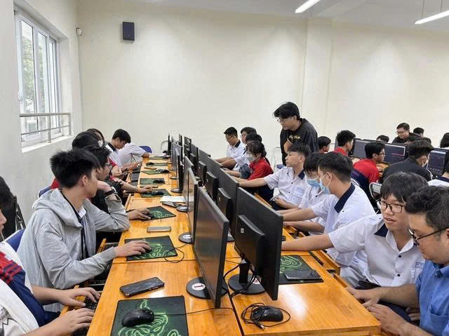 TP.HCM xây dựng hệ sinh thái giáo dục số giảm áp lực cho trường học