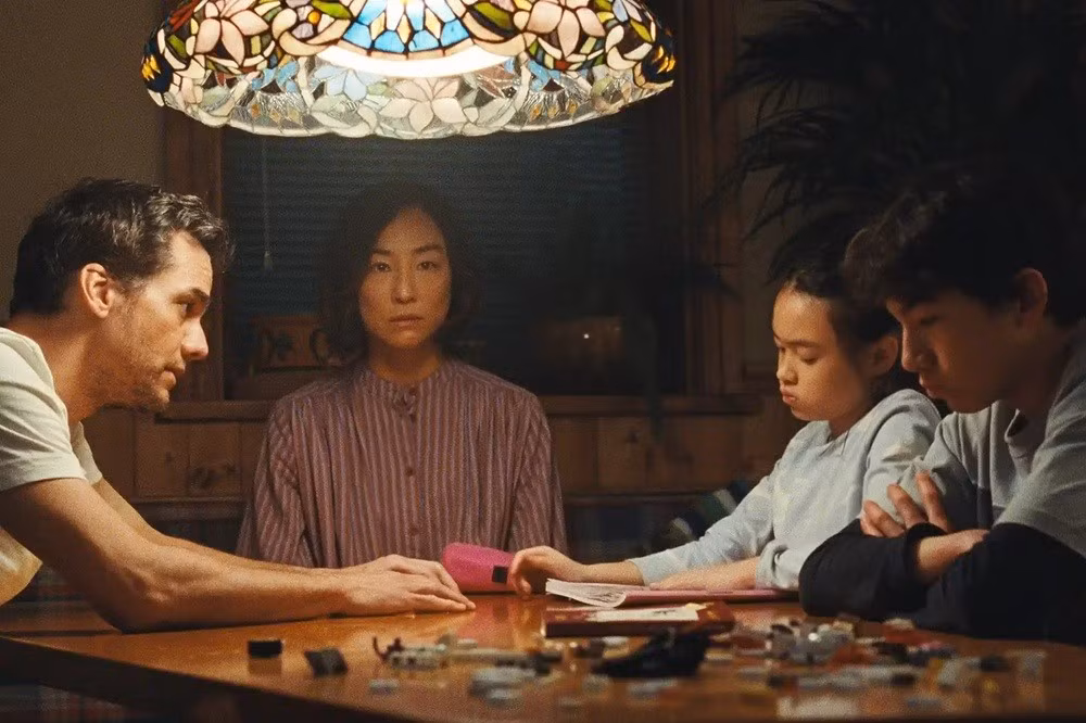 Vì sao ‘The Last House’ leo Top 1 Netflix dù bị chấm 2/5 sao?
