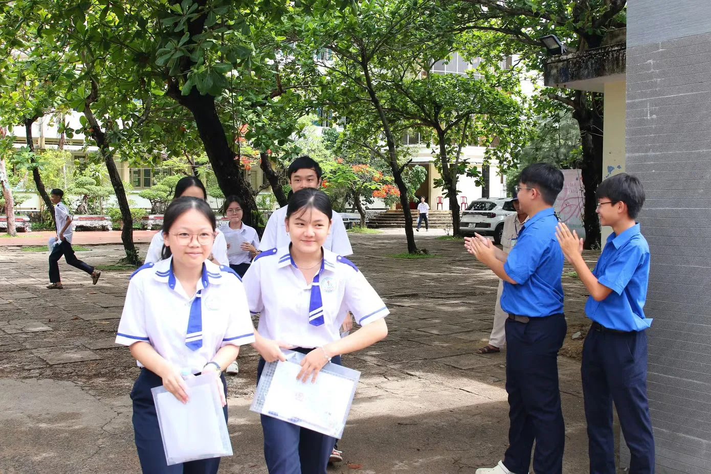 Thi hay xét tuyển lớp 10: Linh hoạt nhưng phải công bằng