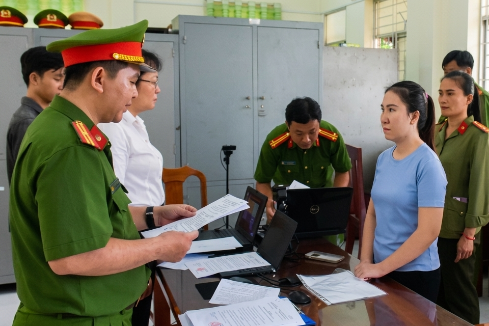 Lừa đảo 'chạy trường': Dấu hiệu cảnh báo và cách bảo vệ phụ huynh học sinh