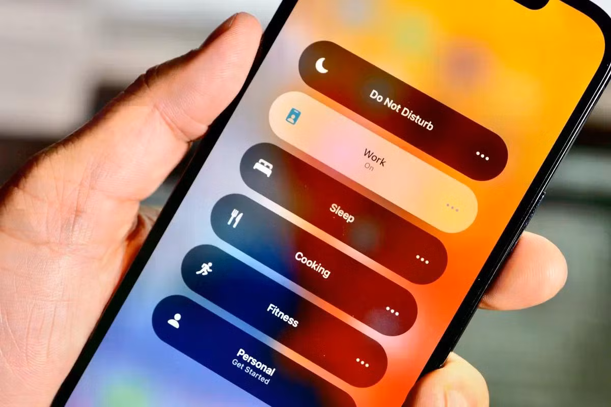 Chế độ tập trung trên iPhone: Để máy tự biết khi nào cần im lặng
