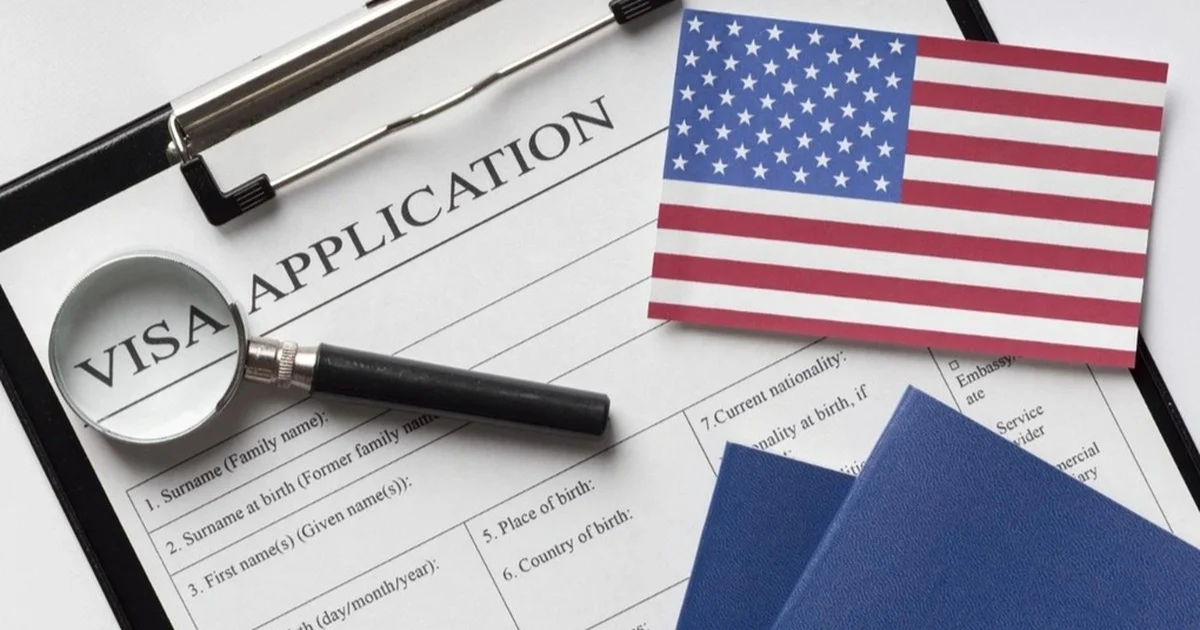 Mỹ tạm dừng phỏng vấn visa định cư: Ứng viên cần làm gì ngay lúc này