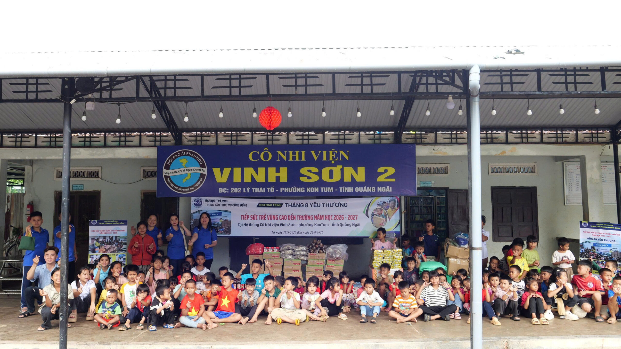 Các chương trình từ thiện giáo dục đang thay đổi lớp học vùng xa