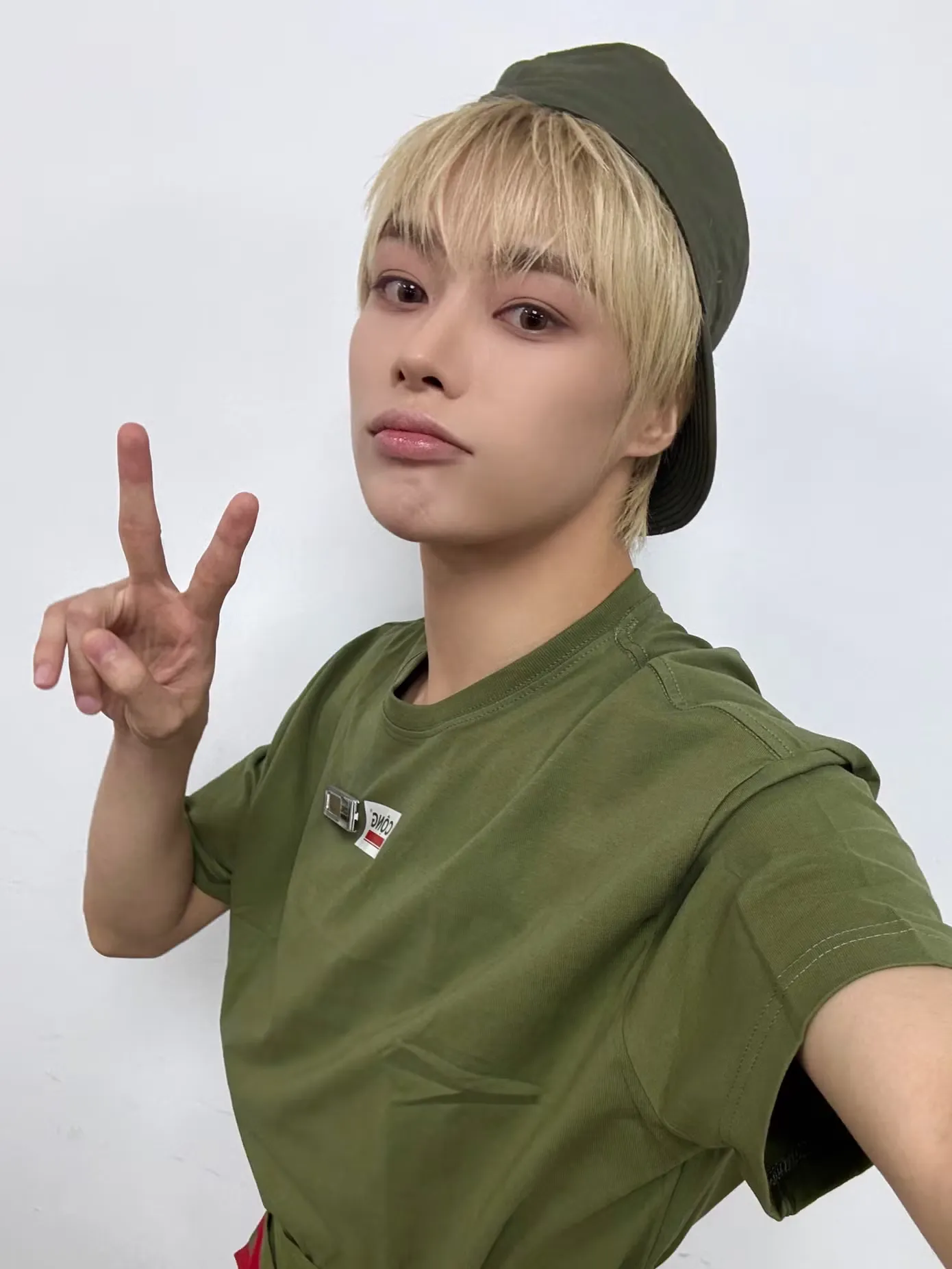 Áo dài và phở bước vào K-pop: niềm tự hào mới của fan Việt