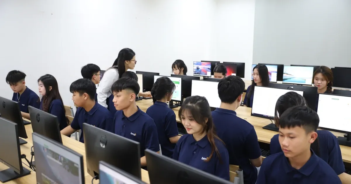 Kiểm tra định kỳ trên máy tính: Thách thức và lộ trình cần chuẩn bị