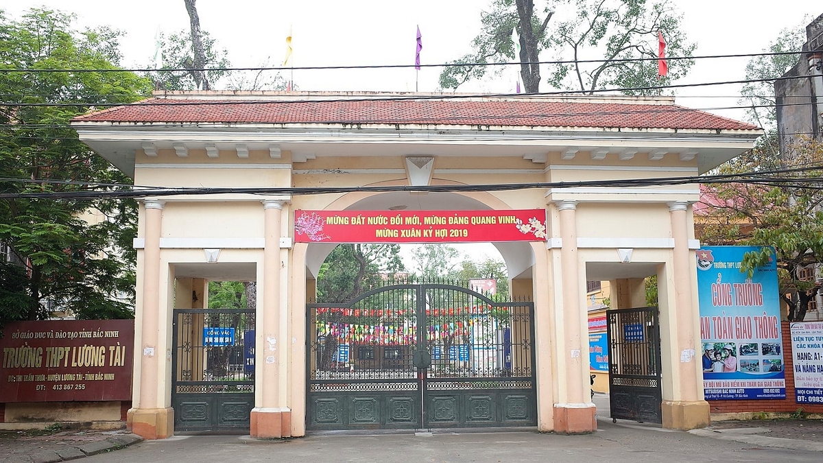 Thủ khoa D01 bị hủy kết quả thi tốt nghiệp: Cảnh báo nghiêm khắc về liêm chính thi cử