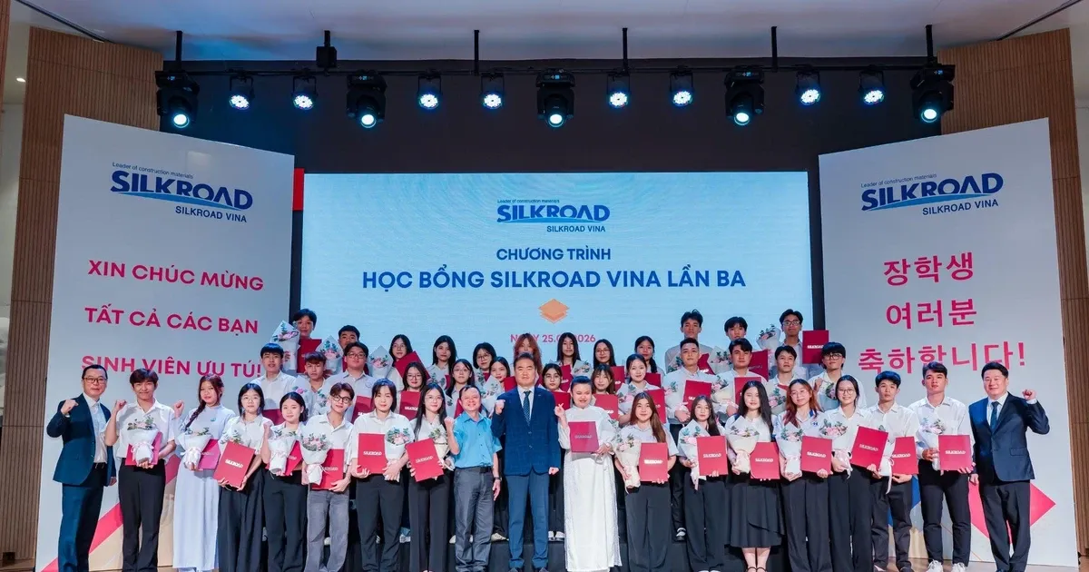 Học bổng doanh nghiệp: Lá chắn chống bỏ học và bất bình đẳng