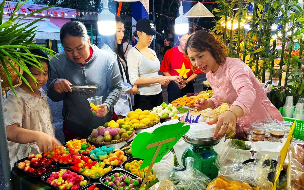 Tuần lễ Ẩm thực Tây Đô: Khi món ngon trở thành thương hiệu du lịch