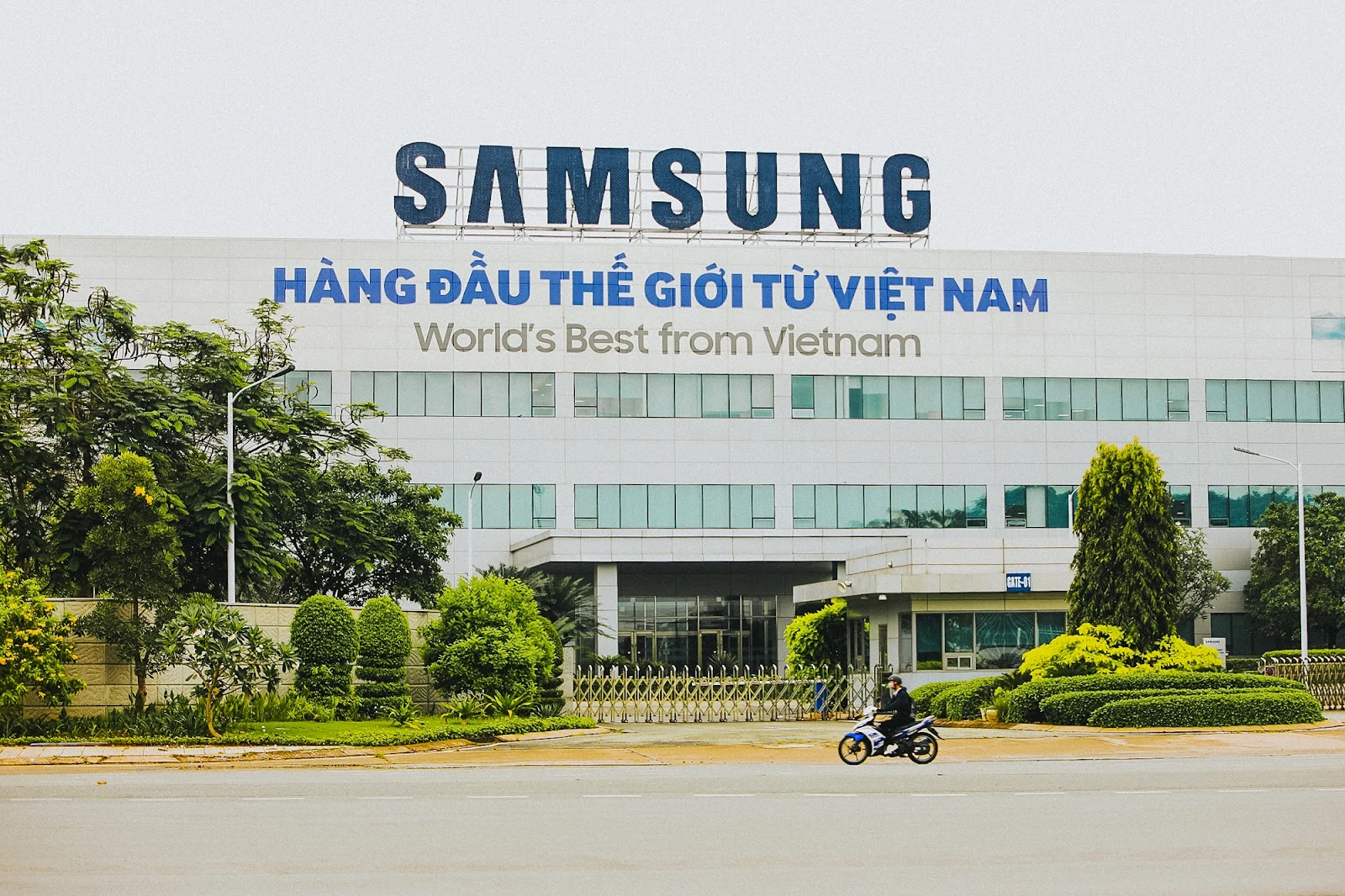 Xuất khẩu điện thoại Việt Nam gần 38,5 tỉ USD: Cơ hội và rủi ro từ Mỹ – Trung