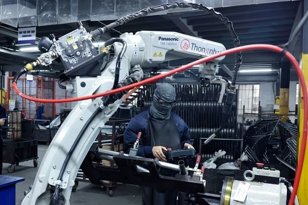 Nhà máy thông minh không thể là những ‘ốc đảo’ robot rời rạc