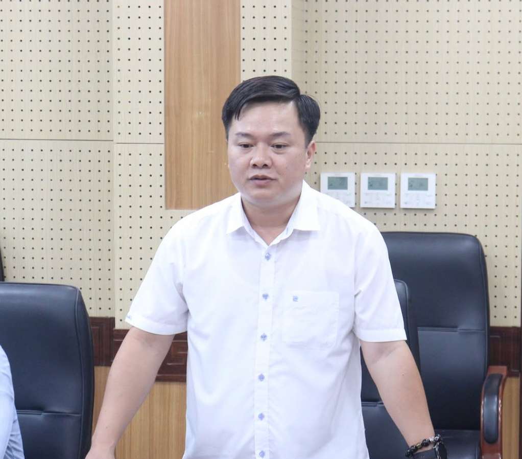 Phẫu thuật mi tại cơ sở không phép: cái giá của sự chủ quan