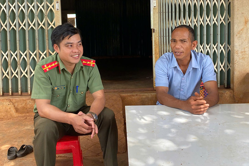 Các chương trình hỗ trợ học sinh khó khăn đến trường đang thay đổi tương lai giáo dục
